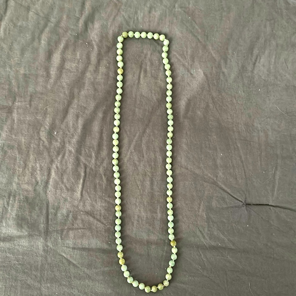 Beautiful jadeite bead necklace